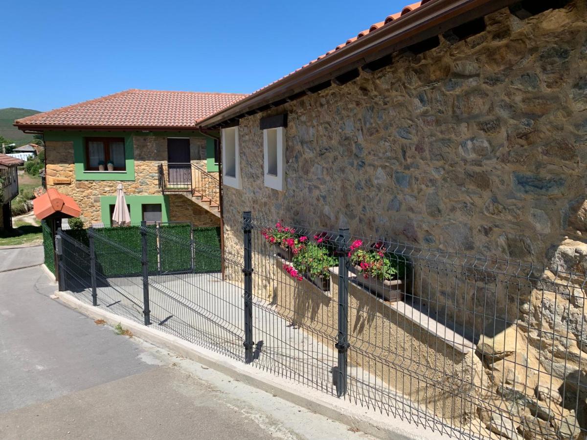 Vila C'Genoveva Complejo Turistico Rural Caleacabo Biescas  Exteriér fotografie